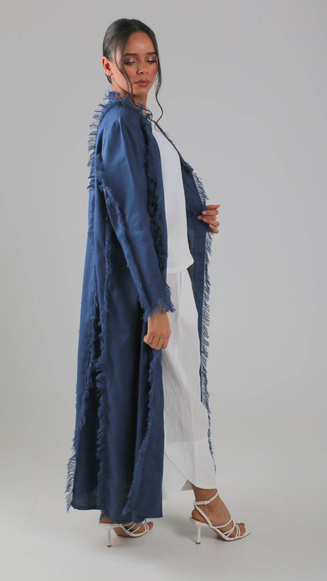 Frayed Linen Abaya